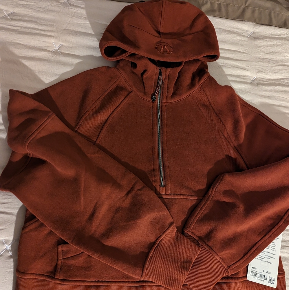 Brand New with Tags Lululemon Scuba Oversized 1/2 Zip Hoodie (XS/S)